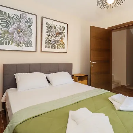 Villa Mykeli Kriopijí